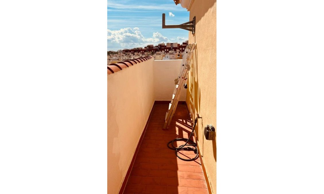 Revânzare - Apartament -
Villamartin - Costa Blanca