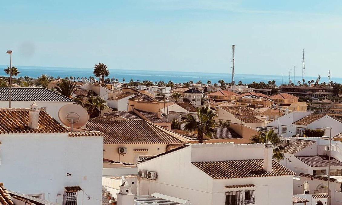 Revânzare - Apartament -
Villamartin - Costa Blanca