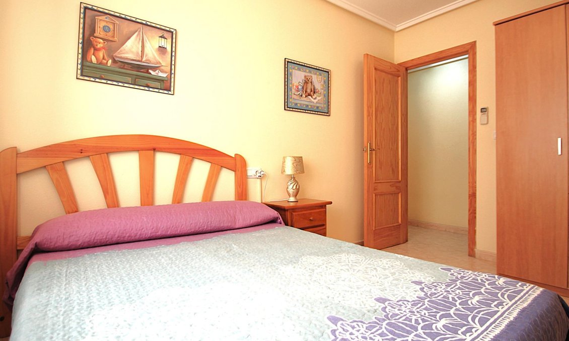 Wiederverkauf - Wohnung -
Torrevieja - Las Piscinas Naturales