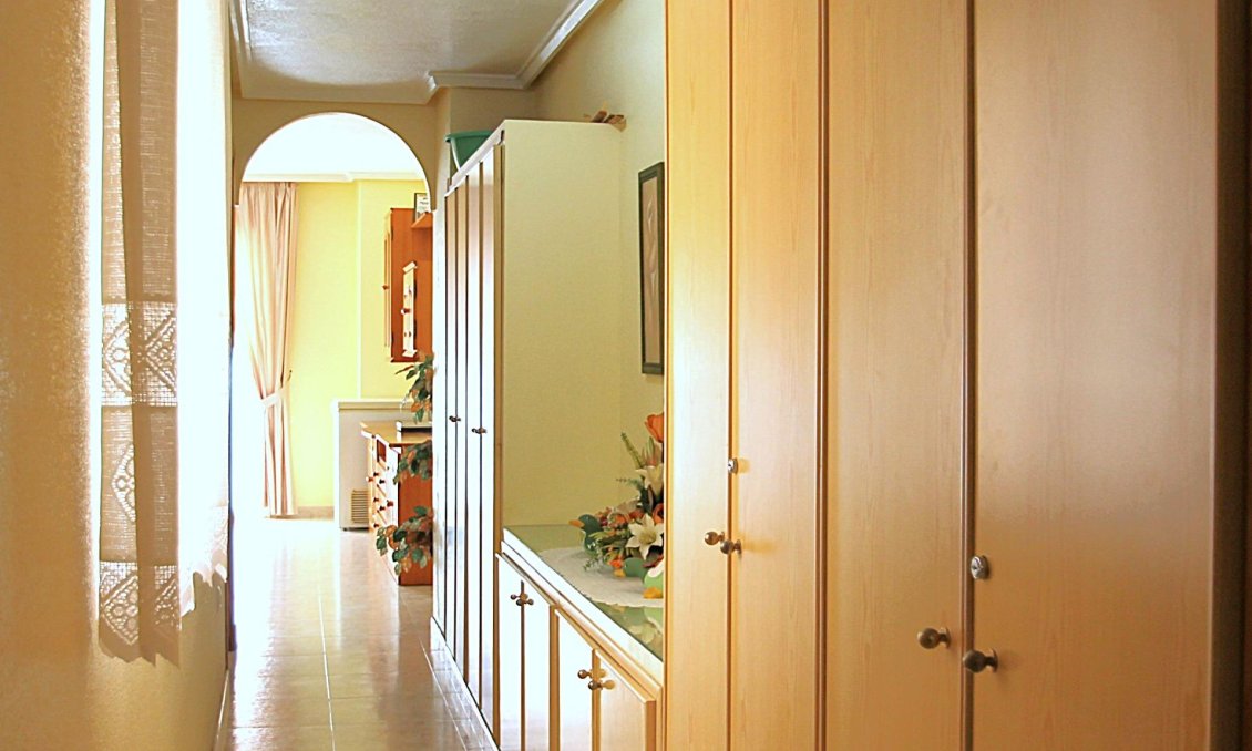 Wiederverkauf - Wohnung -
Torrevieja - Las Piscinas Naturales