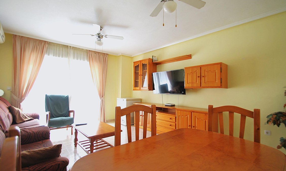 Wiederverkauf - Wohnung -
Torrevieja - Las Piscinas Naturales