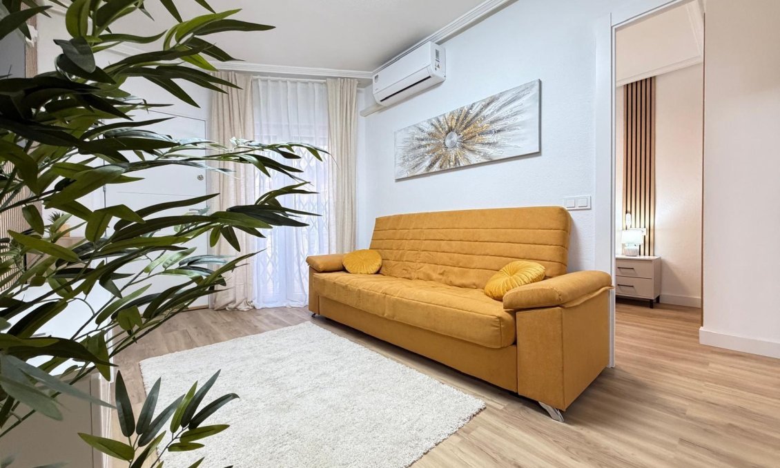 Wiederverkauf - Wohnung -
Torrevieja - Playa de los Locos