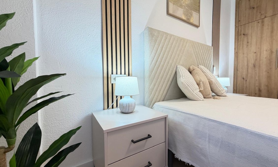 Wiederverkauf - Wohnung -
Torrevieja - Playa de los Locos
