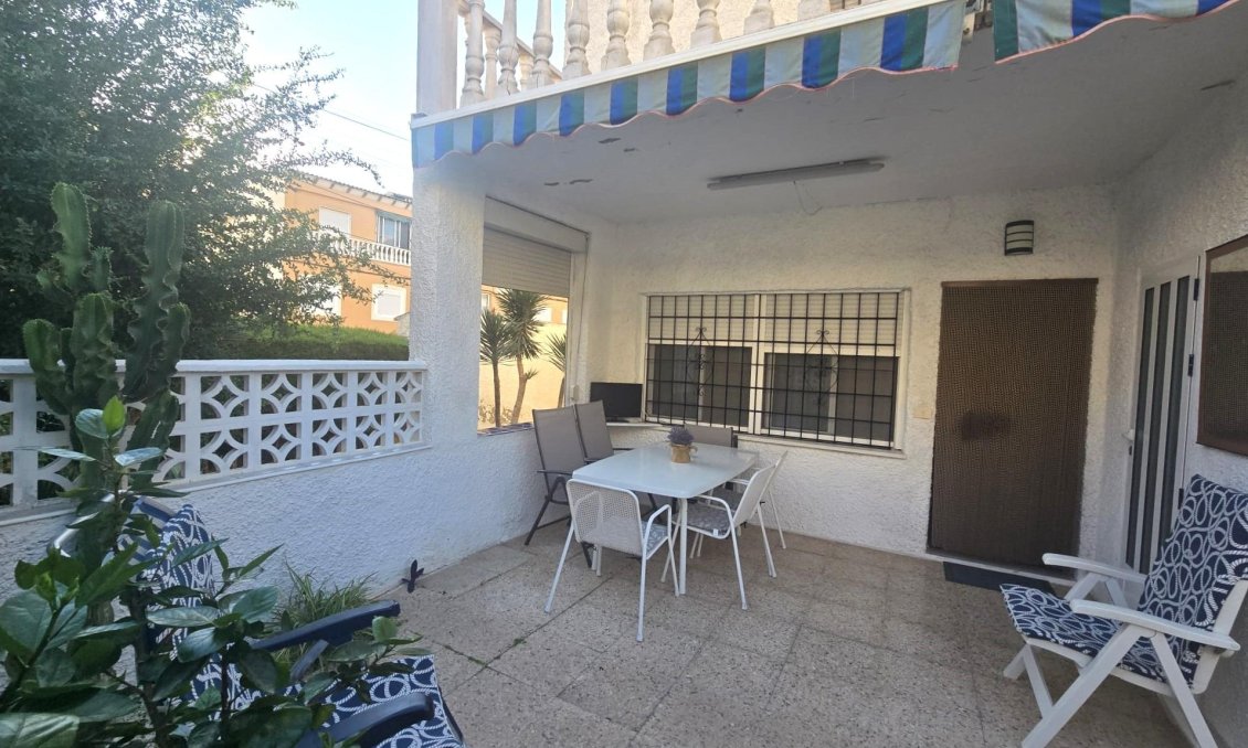 Revânzare - Duplex -
Torrevieja - Habaneras