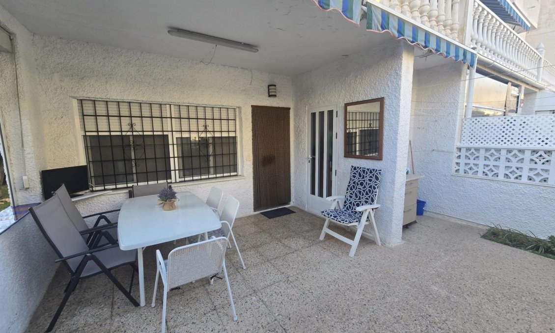 Revânzare - Duplex -
Torrevieja - Habaneras