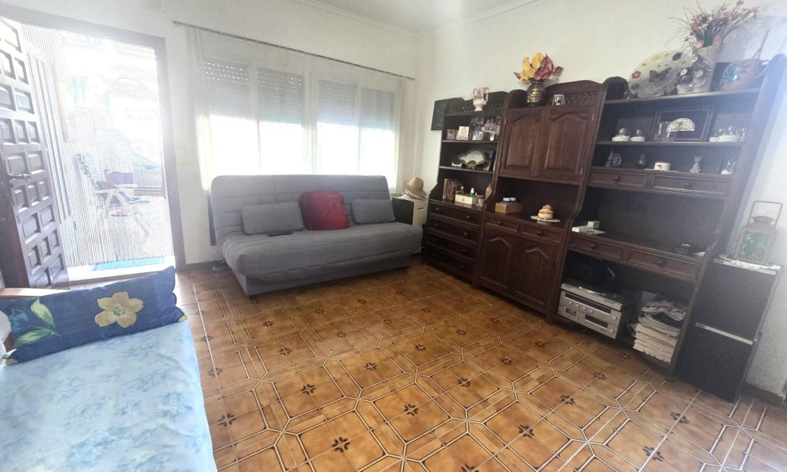 Revânzare - Duplex -
Torrevieja - Habaneras