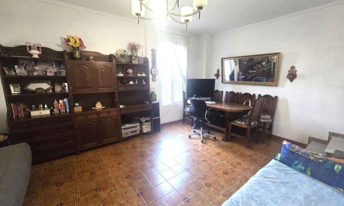 Revânzare - Duplex -
Torrevieja - Habaneras