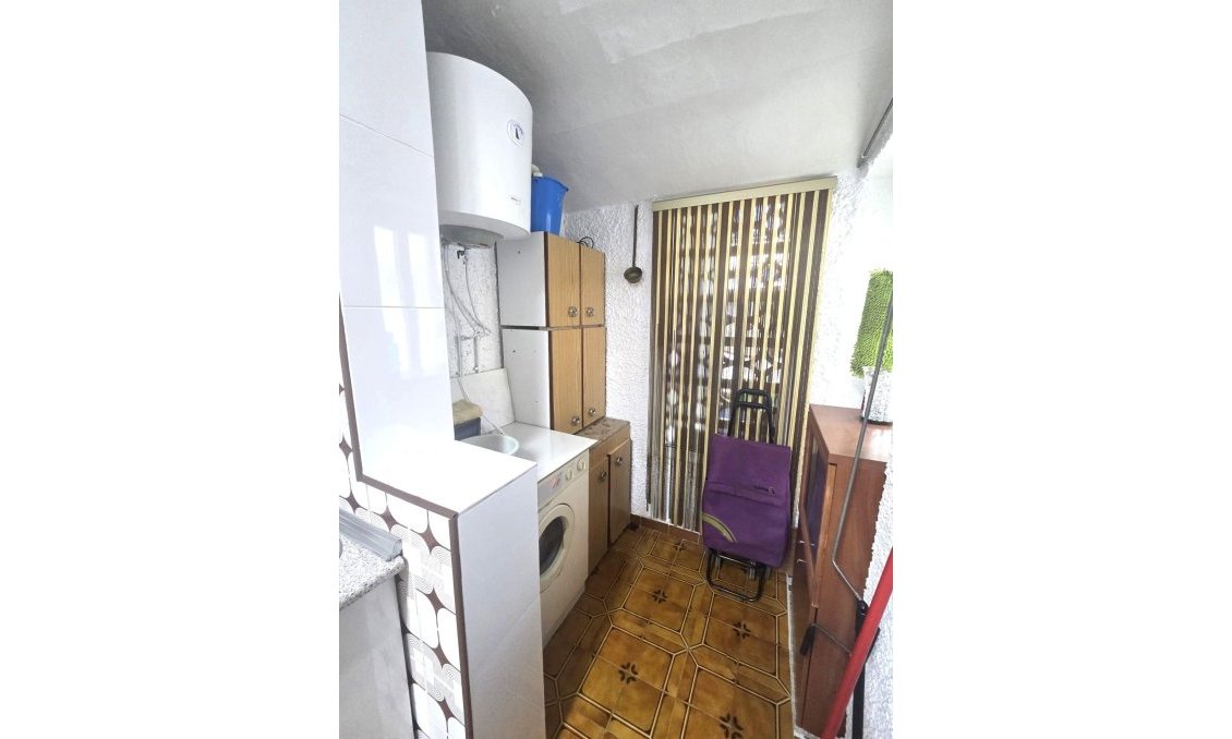 Revânzare - Duplex -
Torrevieja - Habaneras