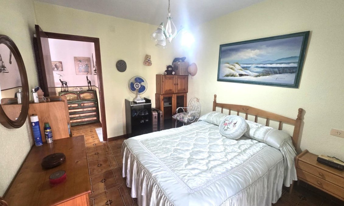 Revânzare - Duplex -
Torrevieja - Habaneras