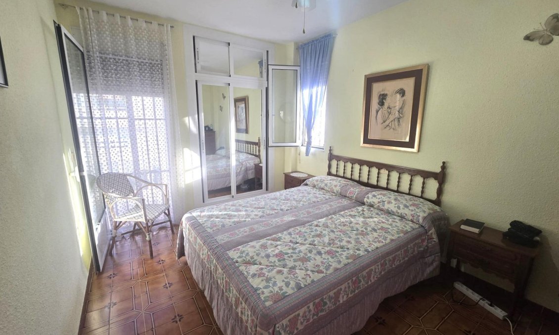 Revânzare - Duplex -
Torrevieja - Habaneras