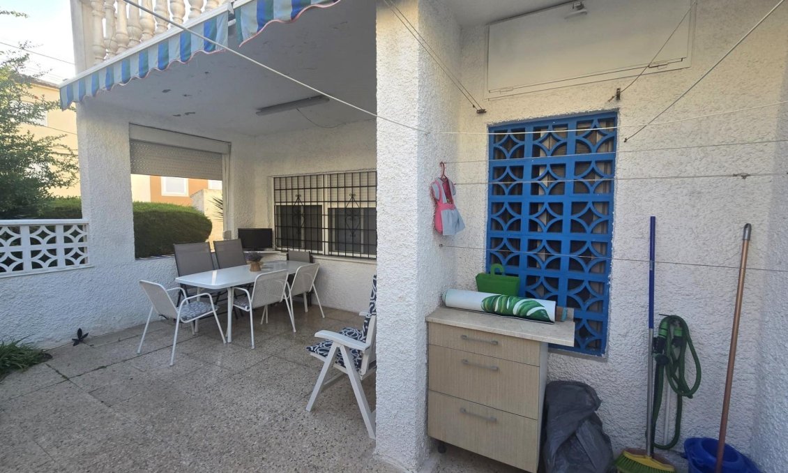 Revânzare - Duplex -
Torrevieja - Habaneras