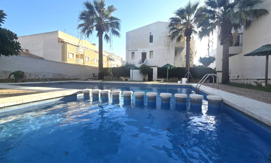 Revânzare - Duplex -
Torrevieja - Habaneras