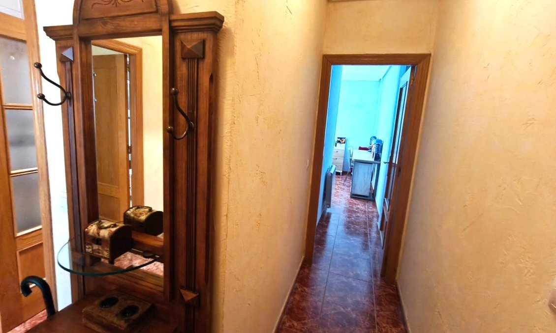 Wiederverkauf - Wohnung -
Torrevieja - Centro