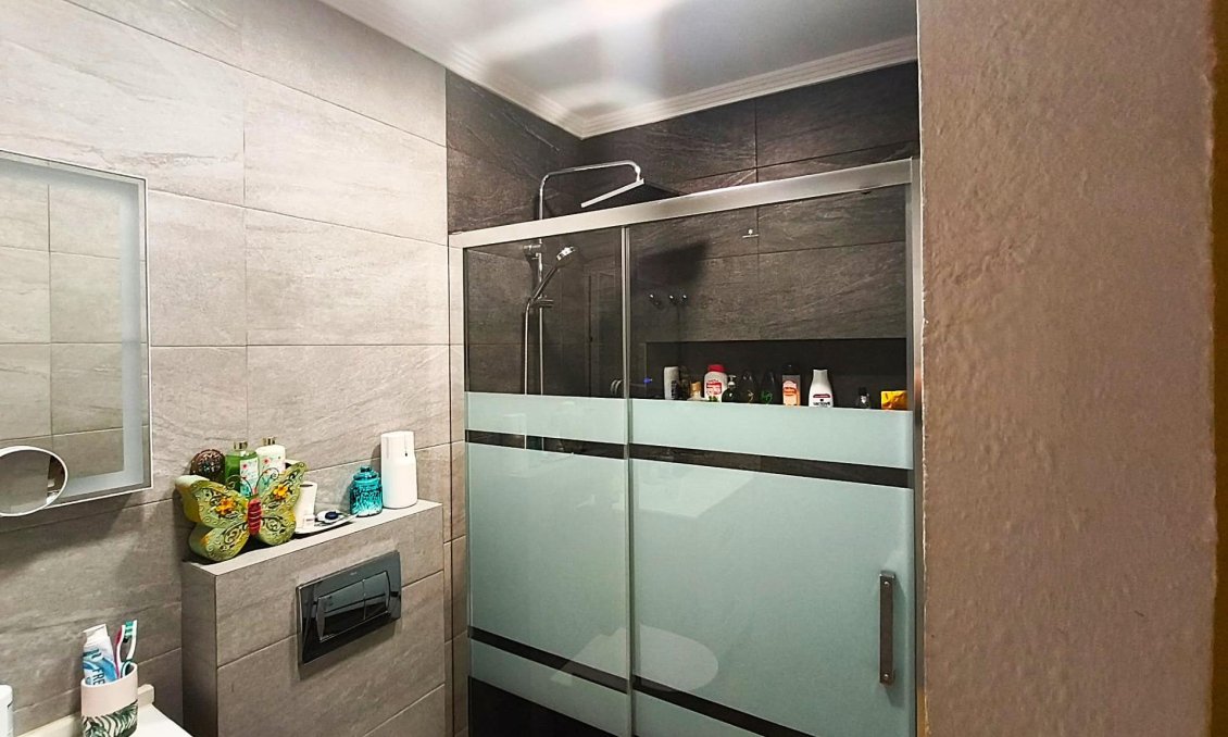 Wiederverkauf - Wohnung -
Torrevieja - Centro