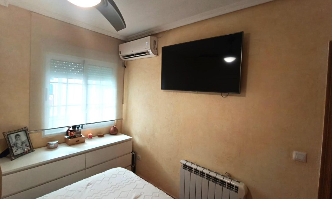 Wiederverkauf - Wohnung -
Torrevieja - Centro