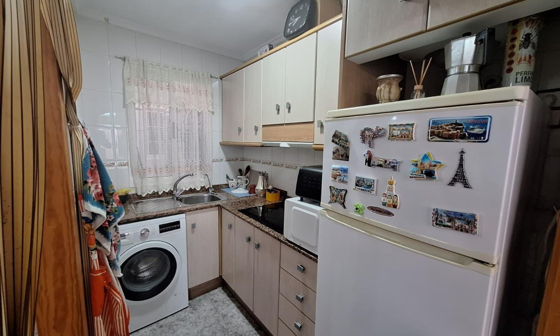 Wiederverkauf - Wohnung -
Torrevieja - Playa de los Locos