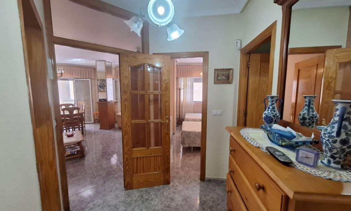 Wiederverkauf - Wohnung -
Torrevieja - Playa de los Locos