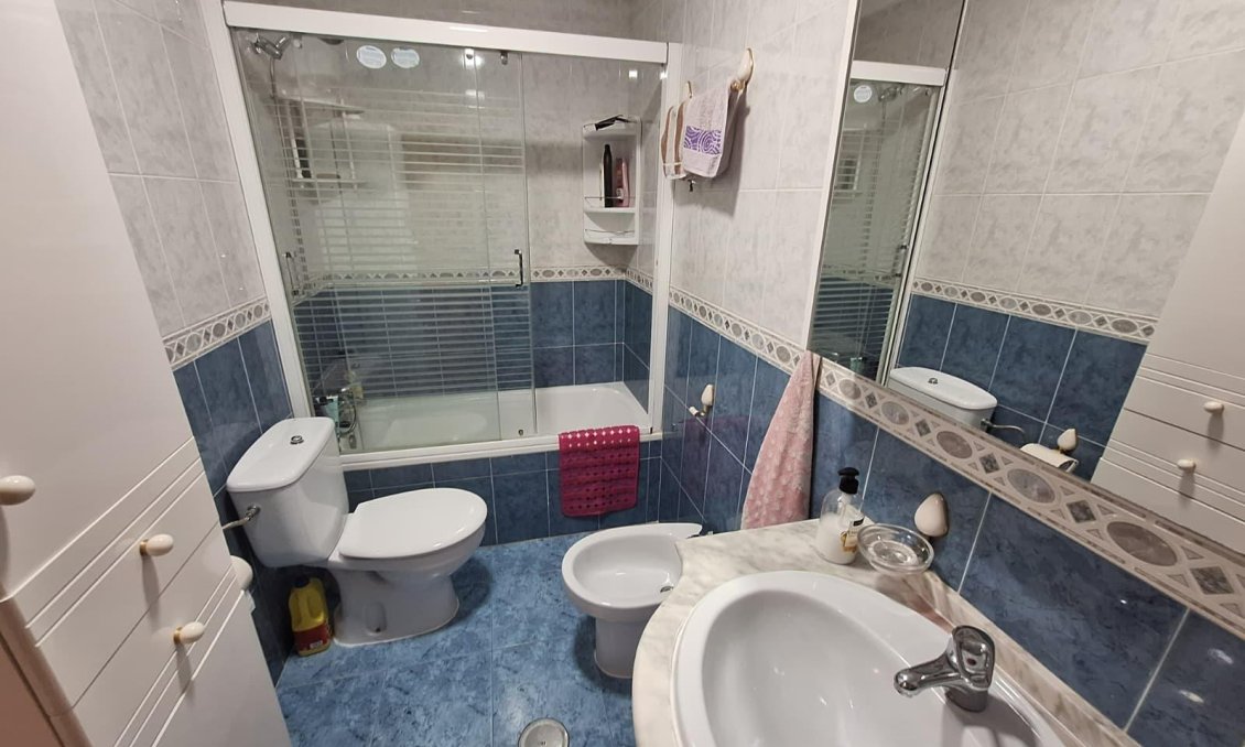 Wiederverkauf - Wohnung -
Torrevieja - Playa de los Locos