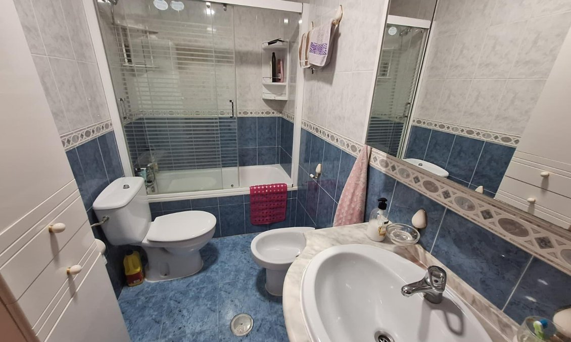 Wiederverkauf - Wohnung -
Torrevieja - Playa de los Locos