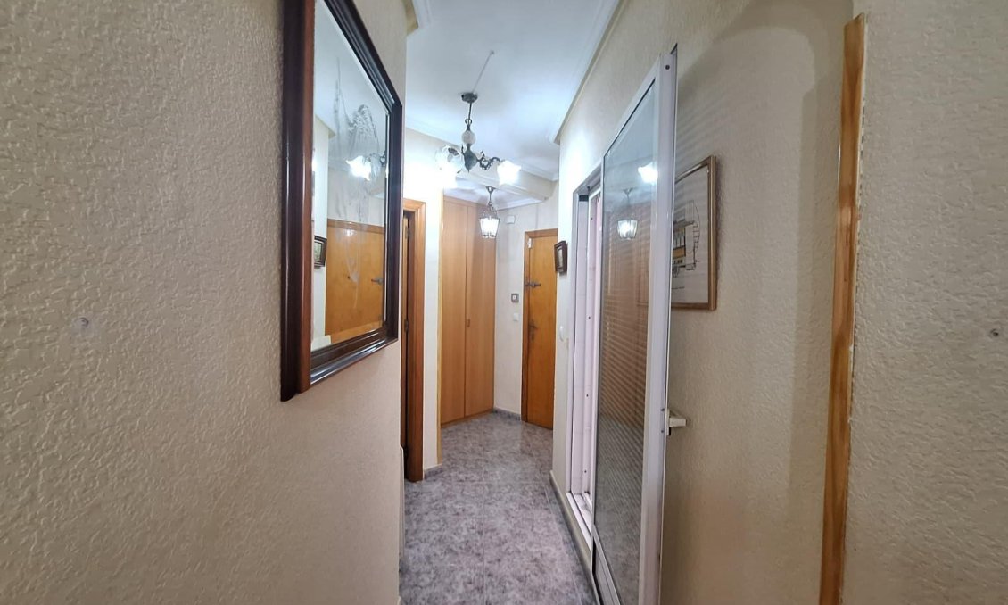 Wiederverkauf - Wohnung -
Torrevieja - Playa de los Locos