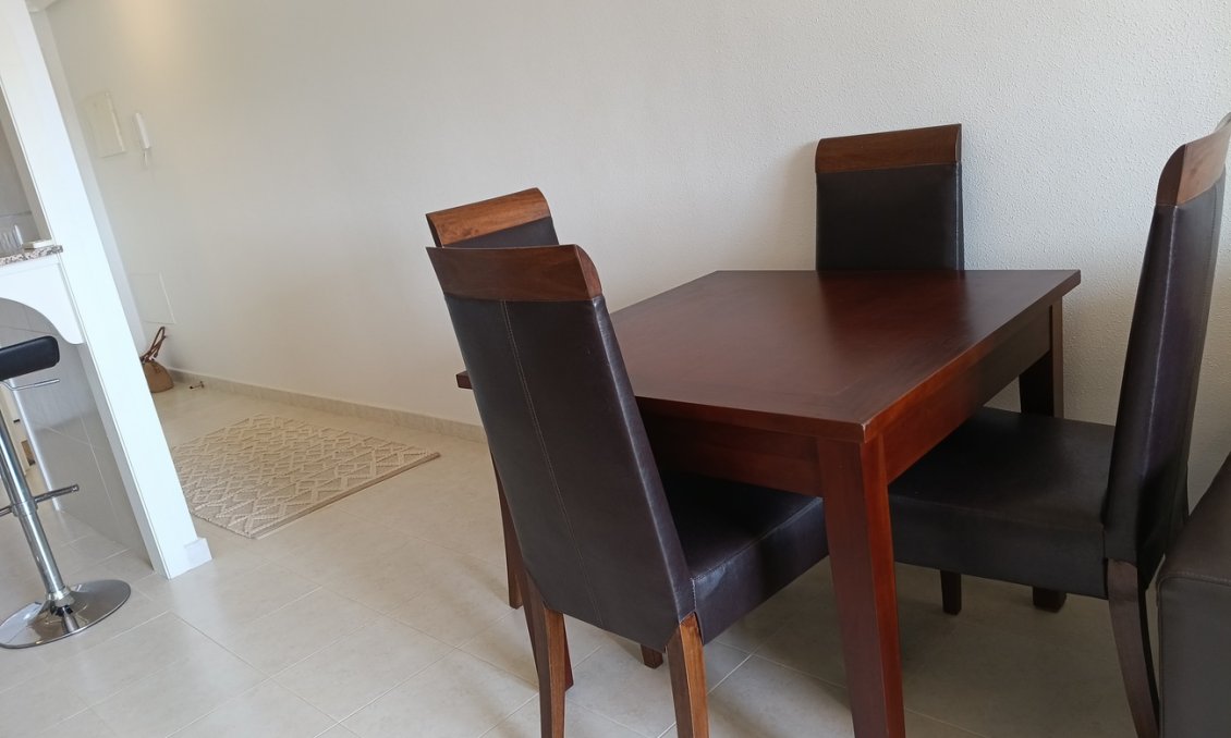 Segunda mano - Apartamento -
Sucina - Inland