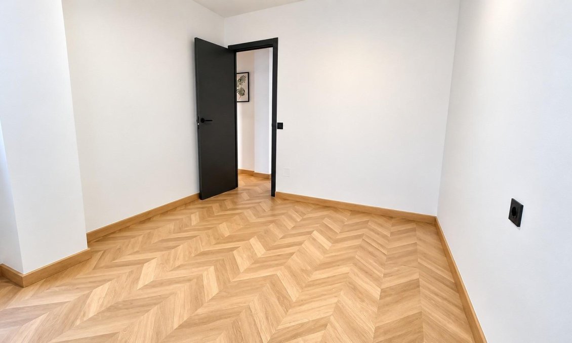 Revânzare - Apartament -
Torrevieja - Playa del Cura