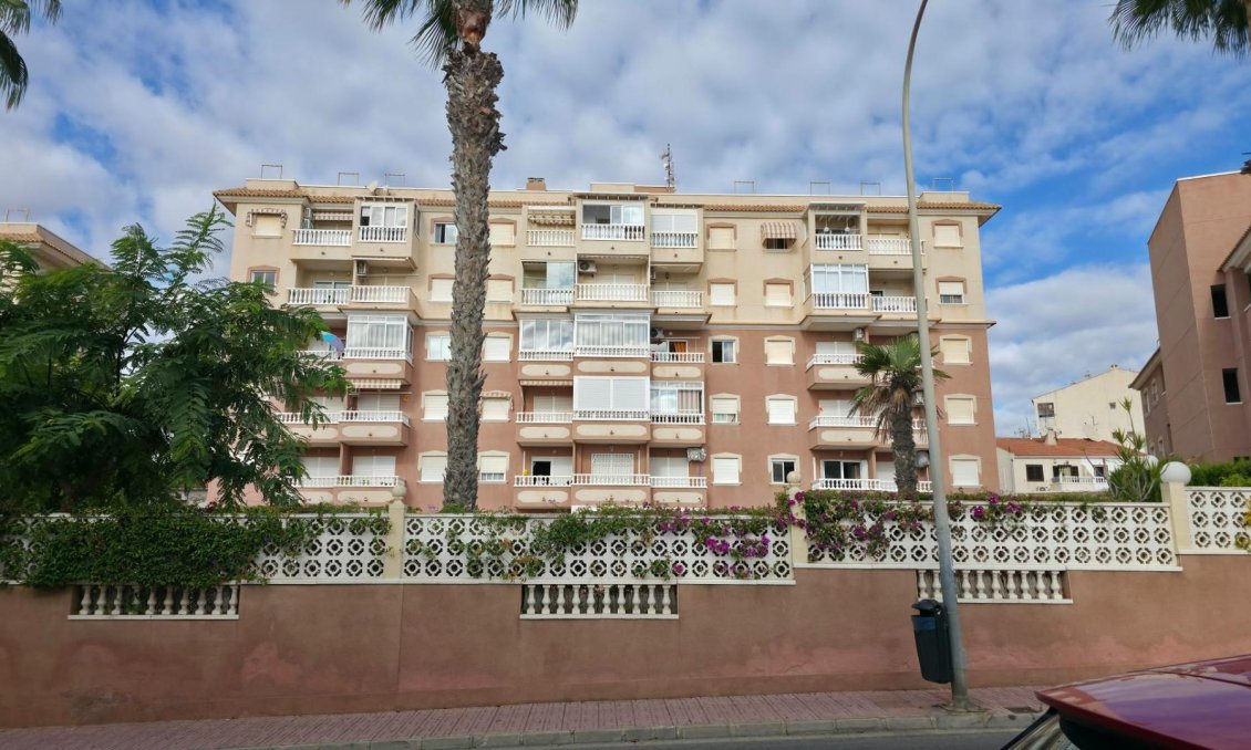 Segunda mano - Apartamento -
Torrevieja - Torreblanca