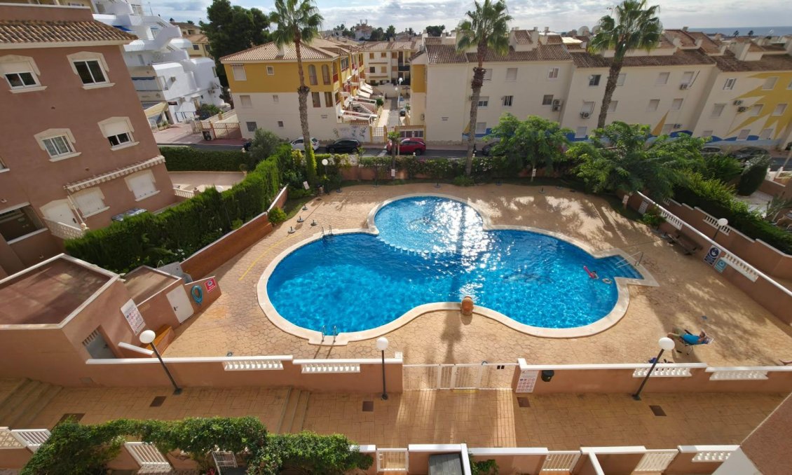 Segunda mano - Apartamento -
Torrevieja - Torreblanca