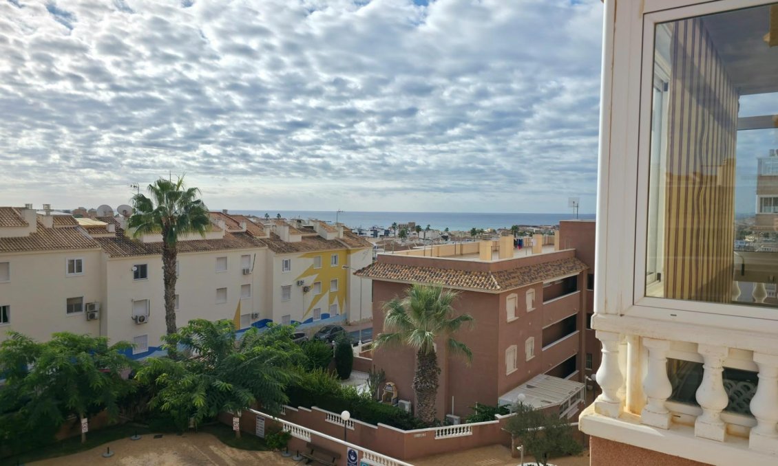 Segunda mano - Apartamento -
Torrevieja - Torreblanca