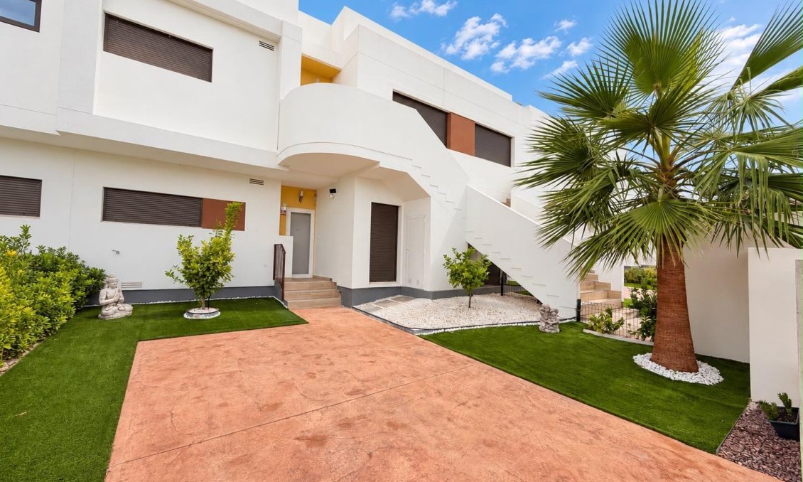 Segunda mano - Bungalow -
Orihuela - Desamparados-hurchillo-torremendo