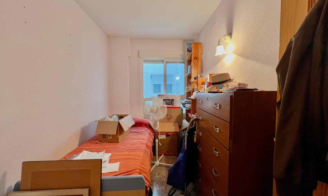 Segunda mano - Apartamento -
Torrevieja - Puerto Deportivo