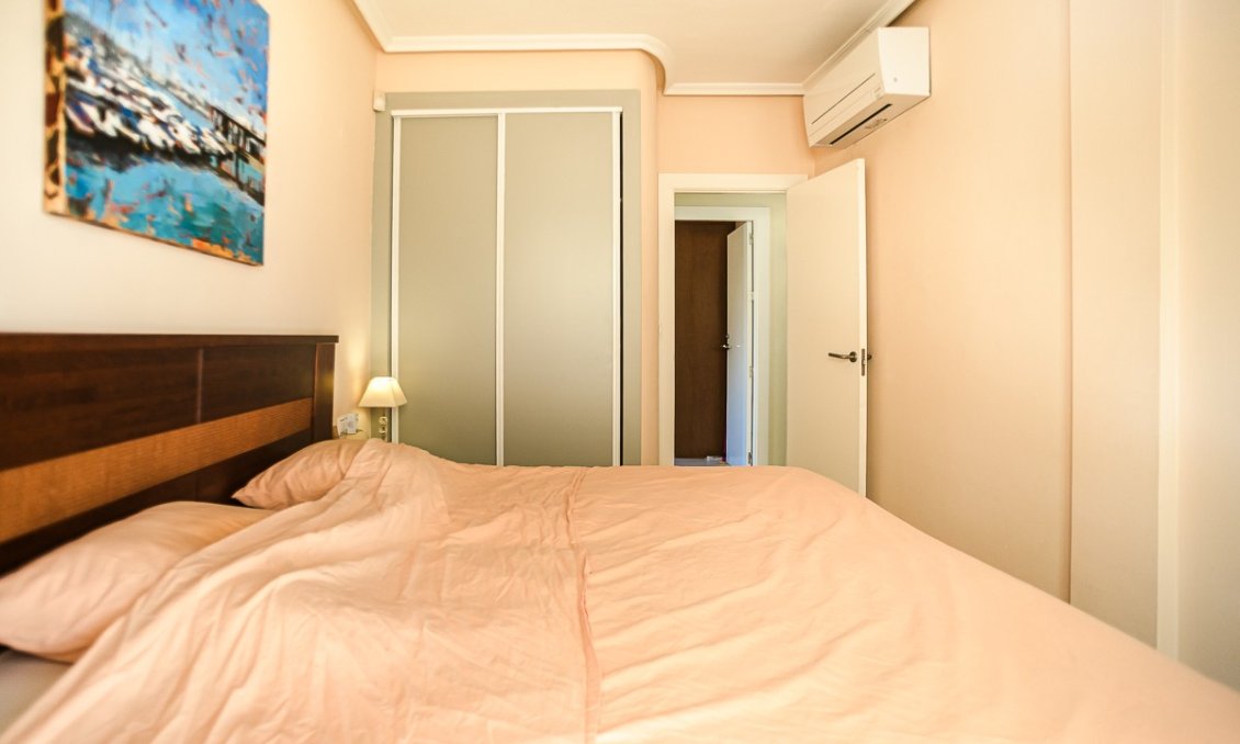Revânzare - Vilă -
Torrevieja - Costa Blanca