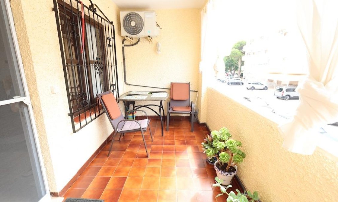 Revânzare - Bungalou -
Orihuela Costa - Costa Blanca