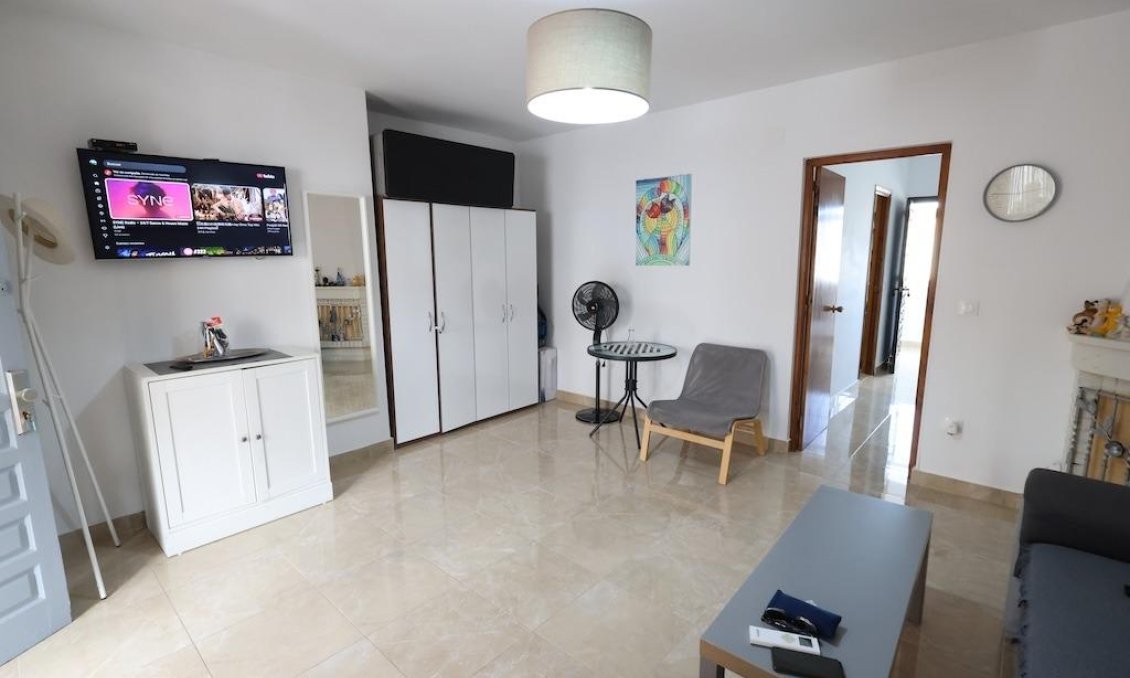 Revânzare - Bungalou -
Orihuela Costa - Costa Blanca