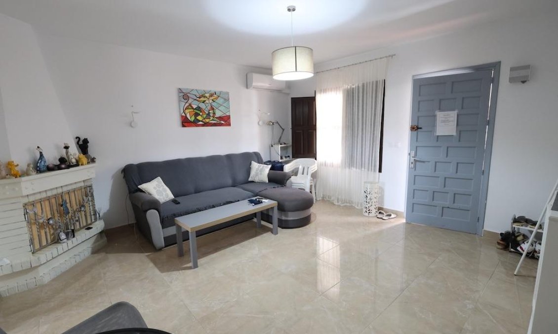 Revânzare - Bungalou -
Orihuela Costa - Costa Blanca