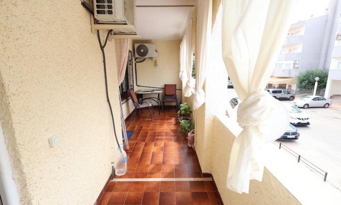 Revânzare - Bungalou -
Orihuela Costa - Costa Blanca