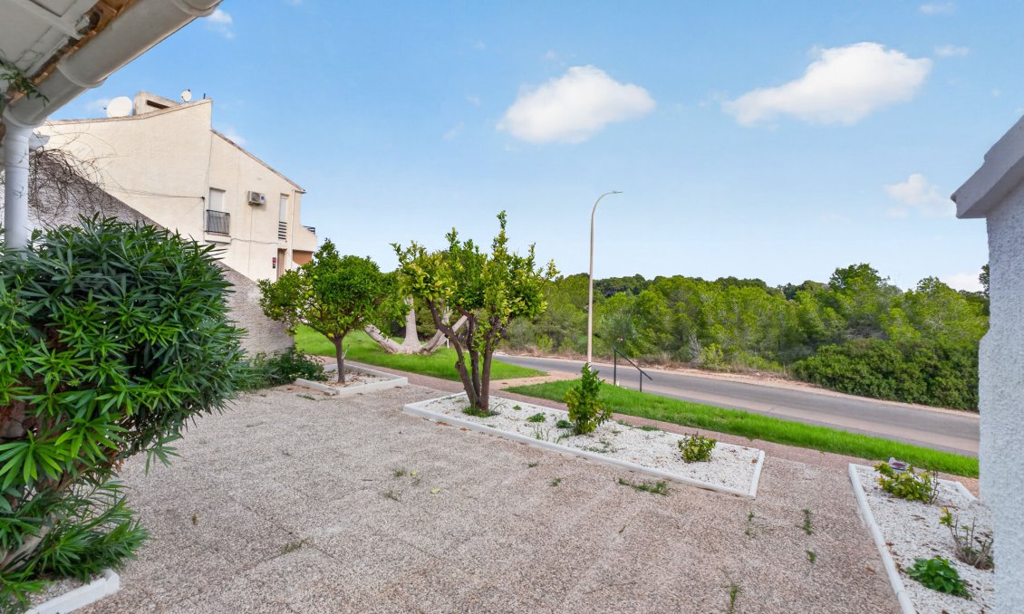 Revânzare - Apartament -
Villamartin - Costa Blanca