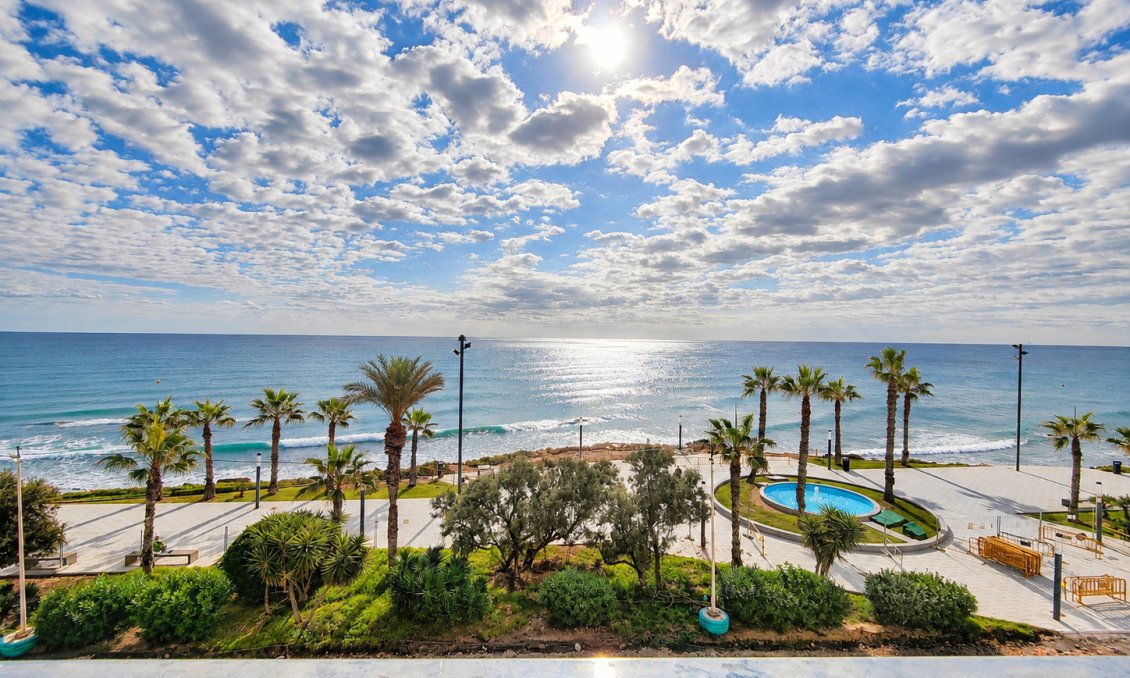 Resale - Apartment -
Torrevieja - Costa Blanca