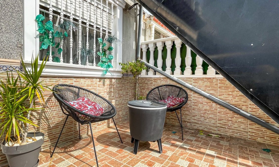 Segunda mano - Bungalow -
Torrevieja - Costa Blanca