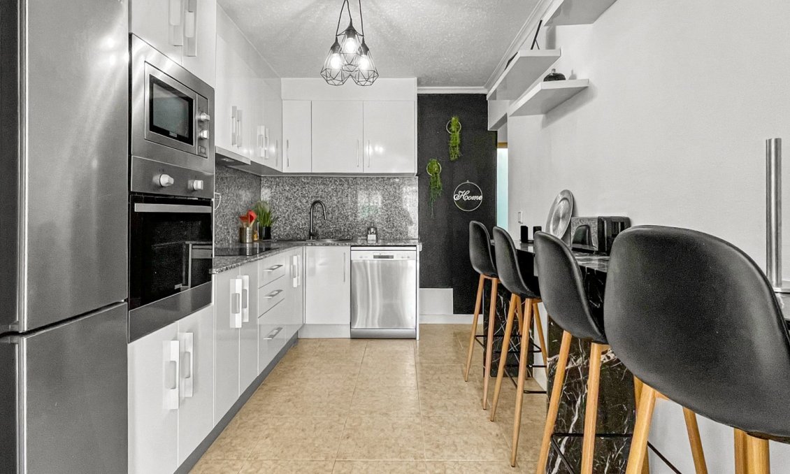 Segunda mano - Bungalow -
Torrevieja - Costa Blanca