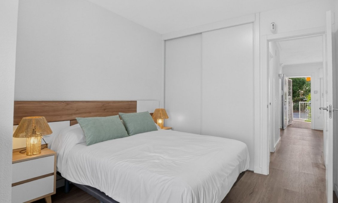 Revânzare - Apartament -
Orihuela Costa - Costa Blanca