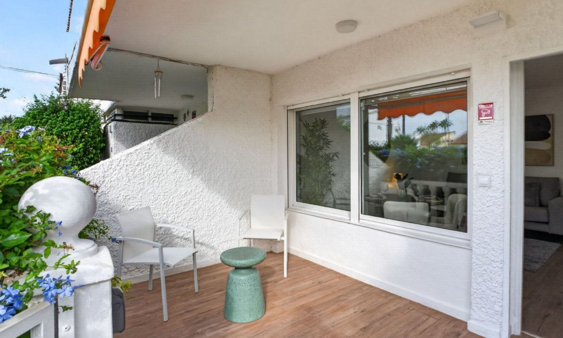 Revânzare - Apartament -
Orihuela Costa - Costa Blanca