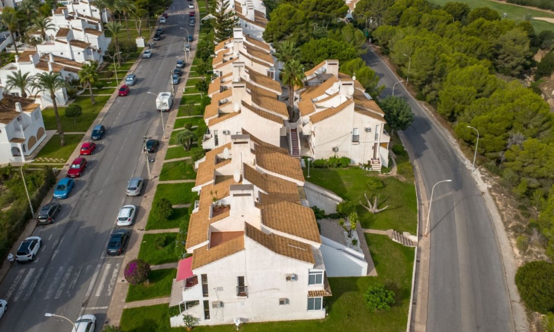 Revânzare - Apartament -
Orihuela Costa - Costa Blanca