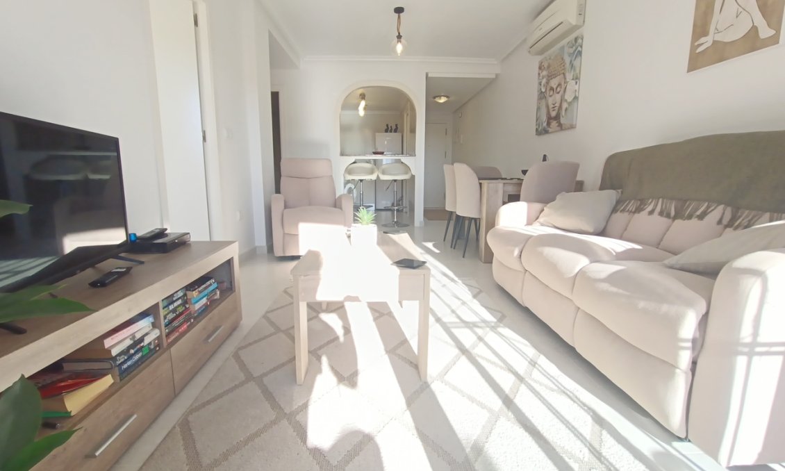 Revânzare - Apartament -
Sucina - Inland