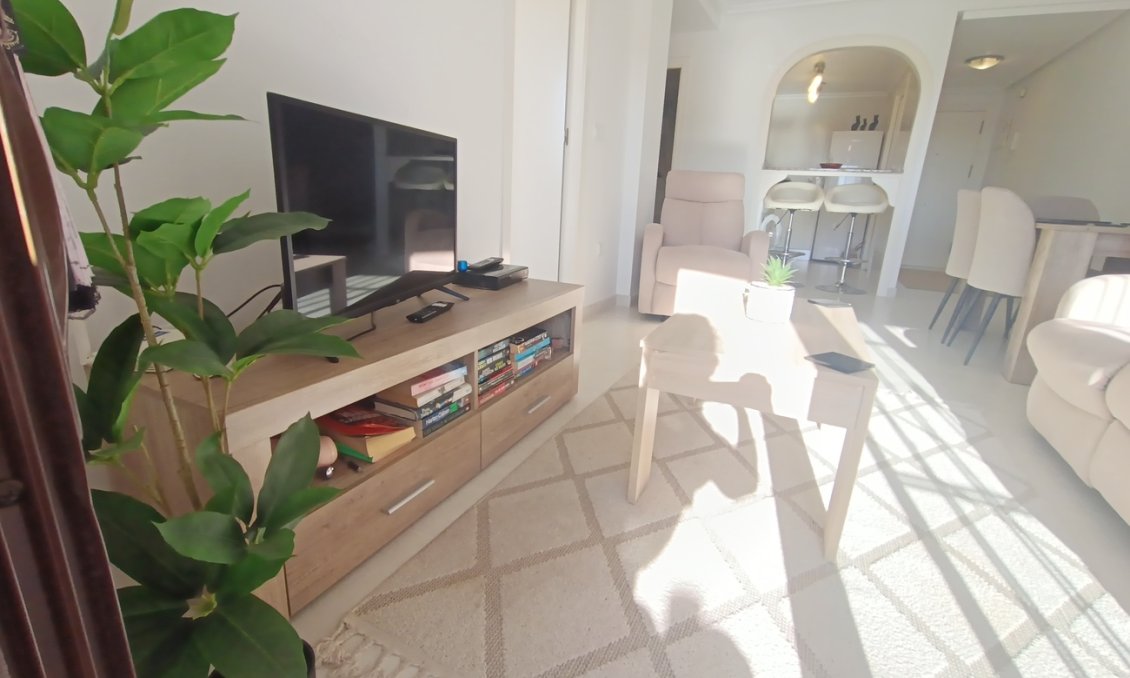 Revânzare - Apartament -
Sucina - Inland