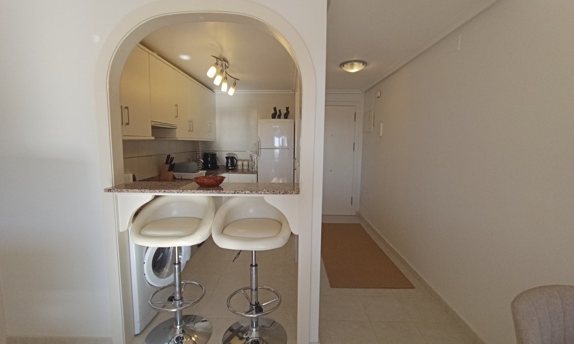 Revânzare - Apartament -
Sucina - Inland