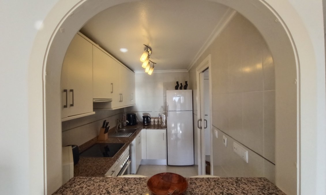 Revânzare - Apartament -
Sucina - Inland