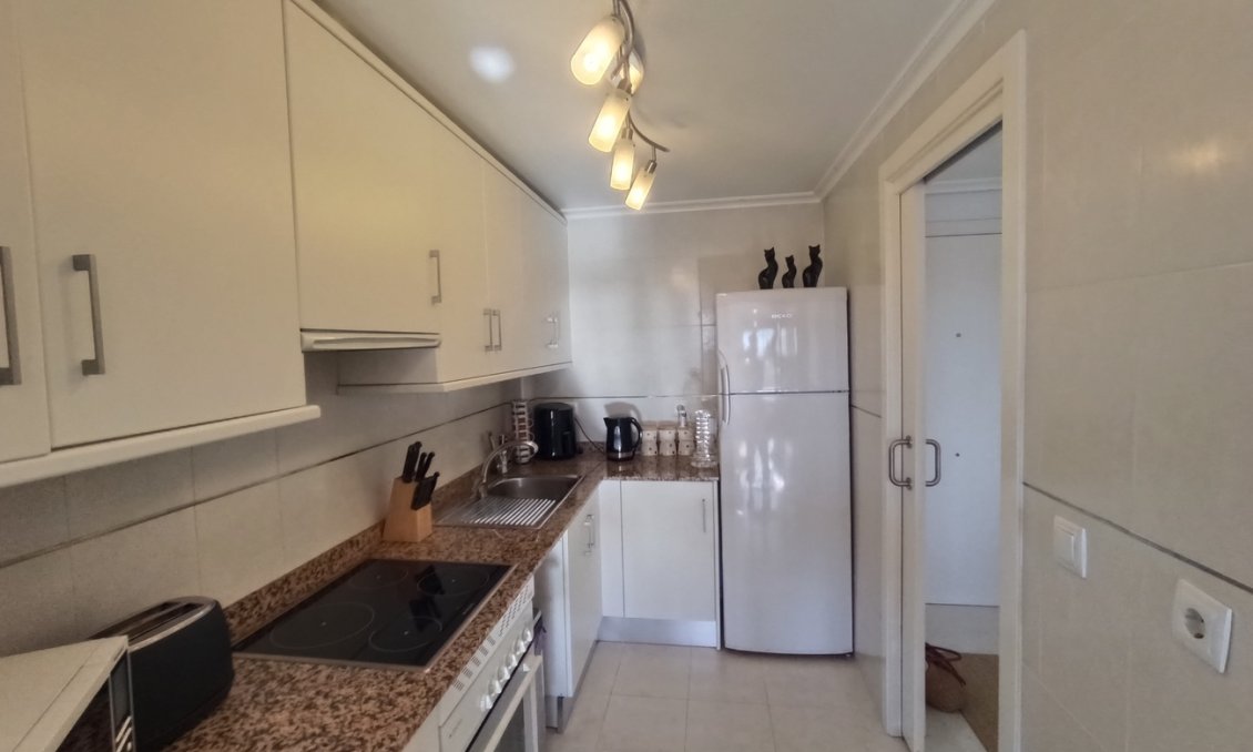 Revânzare - Apartament -
Sucina - Inland