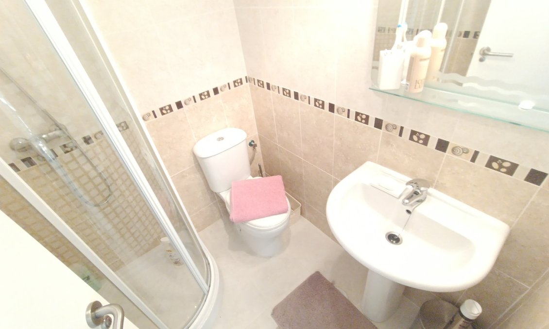 Revânzare - Apartament -
Sucina - Inland