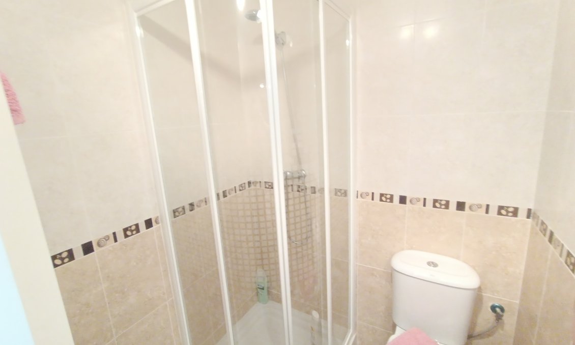 Revânzare - Apartament -
Sucina - Inland